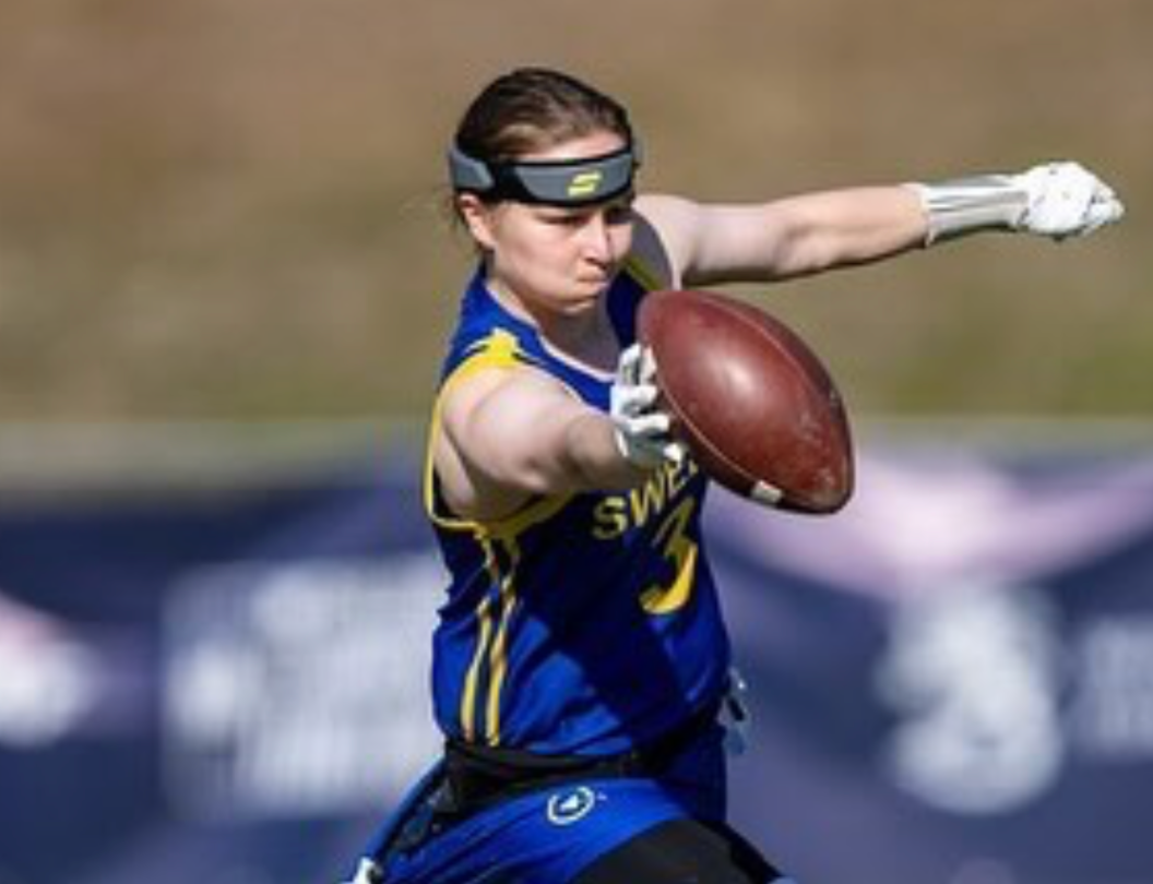 this flag football headband is comfortable and lightweight